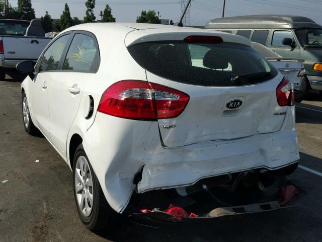 KNADN5A38E6410409 - 2014 KIA RIO EX WHITE photo 3