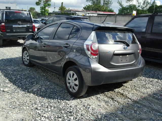 JTDKDTB35E1561639 - 2014 TOYOTA PRIUS C GRAY photo 3