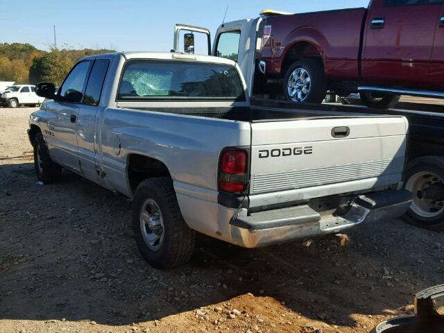 1B7HC13Y0WJ216595 - 1998 DODGE RAM 1500 SILVER photo 3