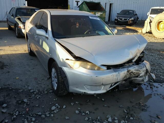 4T1BE32K55U980640 - 2005 TOYOTA CAMRY LE SILVER photo 1