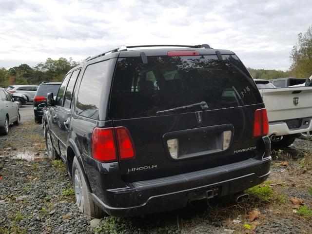 5LMFU28R34LJ26508 - 2004 LINCOLN NAVIGATOR 黑色 照片 3