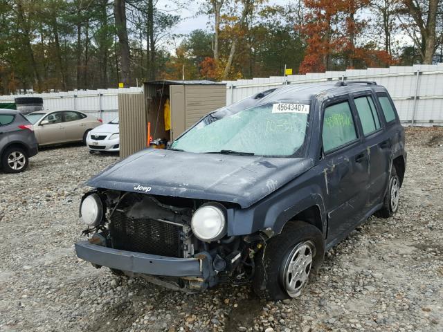 1J8FT28058D735281 - 2008 JEEP PATRIOT SP GRAY photo 2