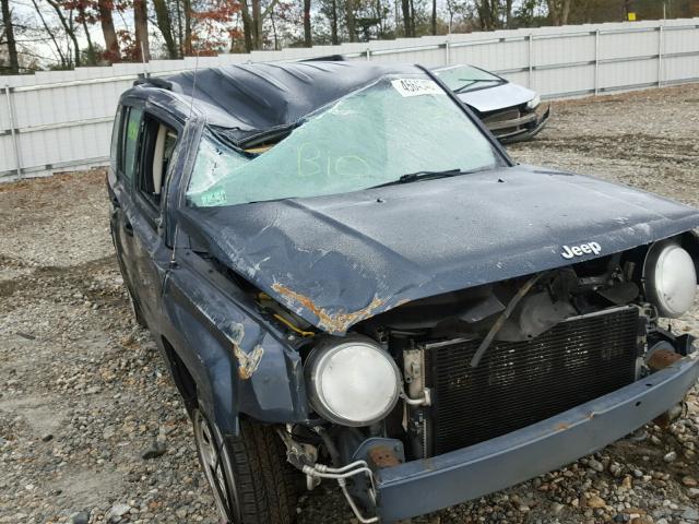 1J8FT28058D735281 - 2008 JEEP PATRIOT SP GRAY photo 9