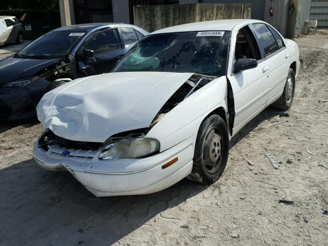 2G1WL52MXW9220686 - 1998 CHEVROLET LUMINA BAS თეთრი ფოტო 2
