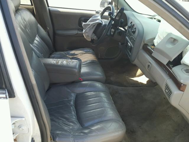 2G1WL52MXW9220686 - 1998 CHEVROLET LUMINA BAS თეთრი ფოტო 5