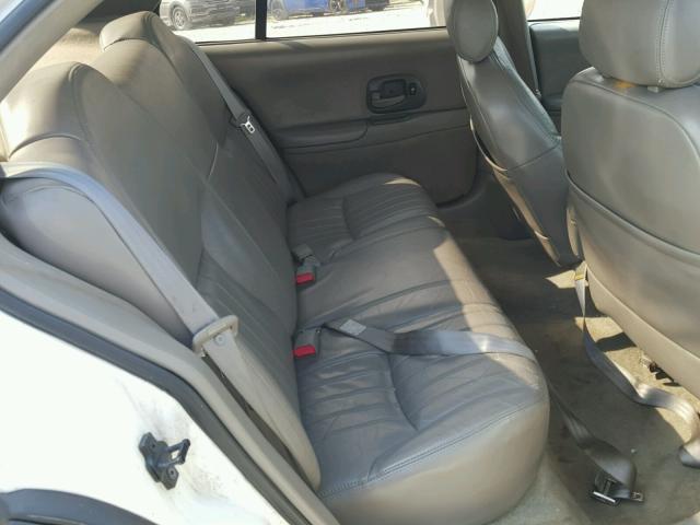 2G1WL52MXW9220686 - 1998 CHEVROLET LUMINA BAS თეთრი ფოტო 6