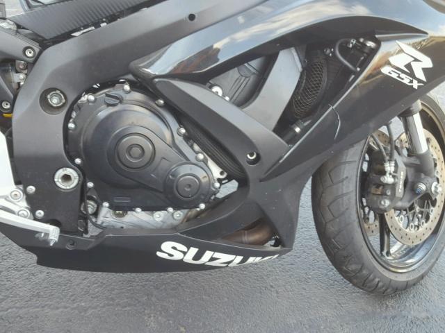 JS1GR7LAX82100358 - 2008 SUZUKI GSX-R750 BLACK photo 9