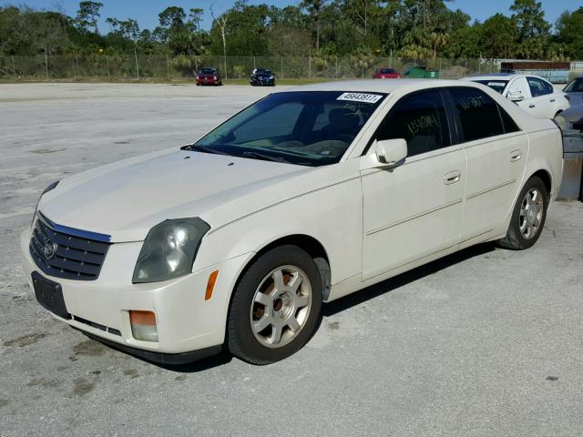 1G6DM577740109005 - 2004 CADILLAC CTS WHITE photo 2