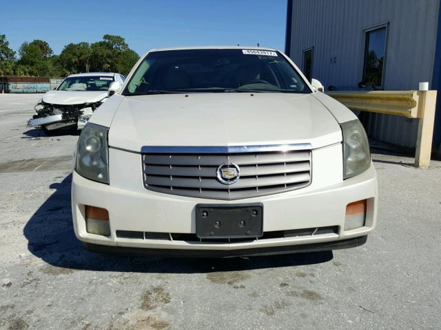 1G6DM577740109005 - 2004 CADILLAC CTS WHITE photo 9