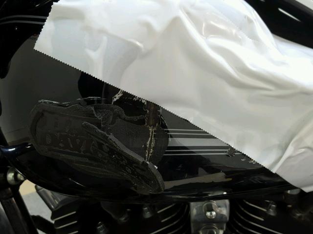 1HD1FC4178Y678537 - 2008 HARLEY-DAVIDSON FLHTCUI BLACK photo 16