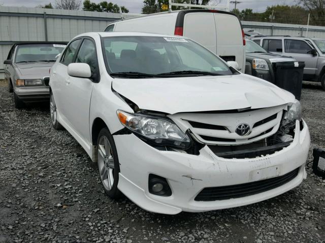 2T1BU4EE5DC988011 - 2013 TOYOTA COROLLA BA WHITE photo 1