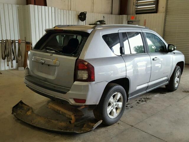 1C4NJCBA9FD313687 - 2015 JEEP COMPASS SP 灰色 照片 4