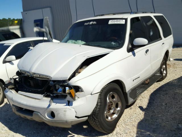 5LMEU27R21LJ15542 - 2001 LINCOLN NAVIGATOR WHITE photo 2