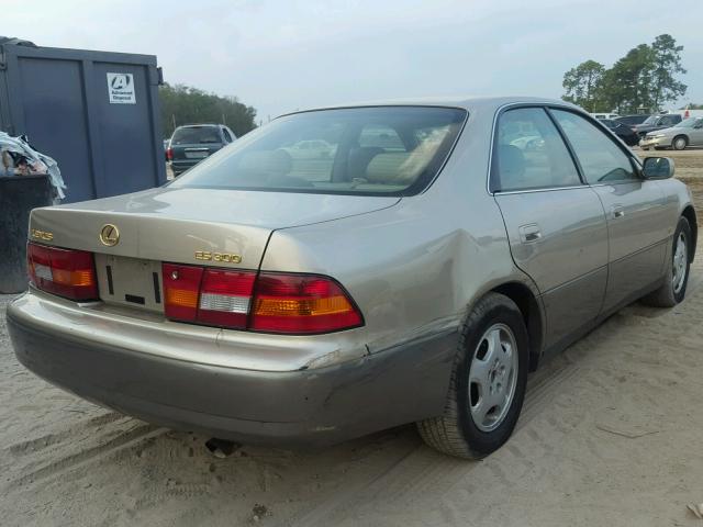 JT8BF28G7X5069896 - 1999 LEXUS ES 300 BEIGE photo 4