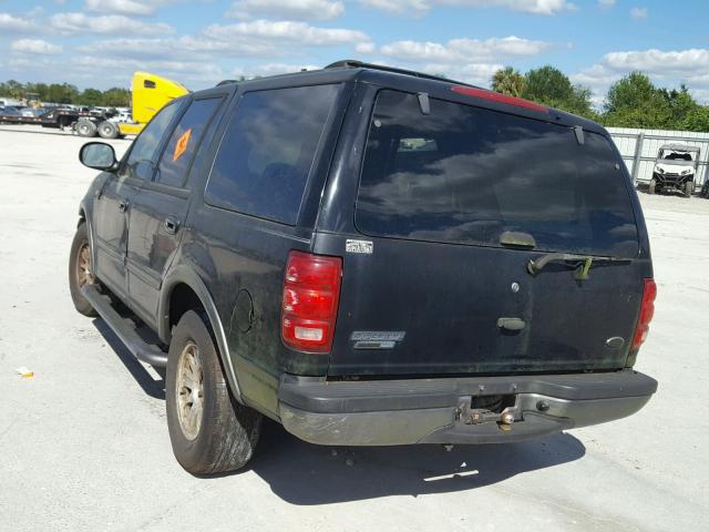 1FMRU1563YLA73092 - 2000 FORD EXPEDITION BLACK photo 3