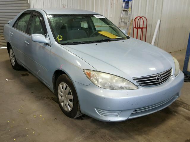 4T1BE32KX5U639847 - 2005 TOYOTA CAMRY LE ლურჯი ფოტო 1