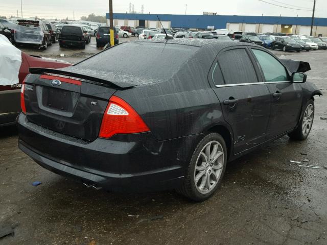 3FAHP0HA2BR120774 - 2011 FORD FUSION SE BLACK photo 4