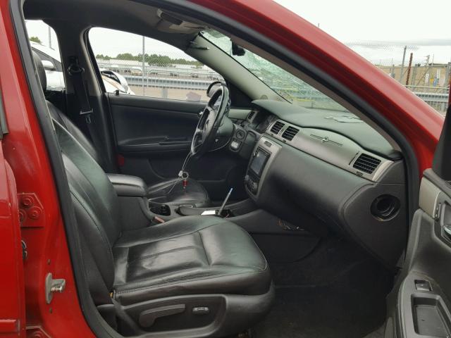 2G1WD58C889126207 - 2008 CHEVROLET IMPALA SUP RED photo 5
