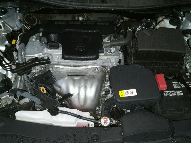 4T1BF1FK0HU441519 - 2017 TOYOTA CAMRY LE ვერცხლისფერი ფოტო 7