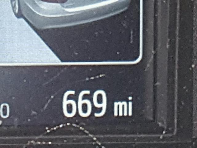 4T1BF1FK0HU441519 - 2017 TOYOTA CAMRY LE ვერცხლისფერი ფოტო 8