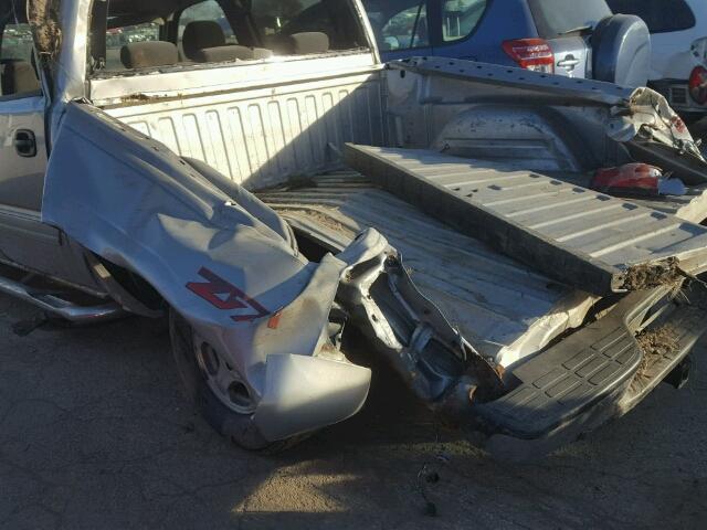 2GCEC13T141338638 - 2004 CHEVROLET SILVERADO SILVER photo 9