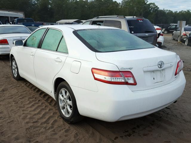 4T4BF3EK9BR218938 - 2011 TOYOTA CAMRY BASE WHITE photo 3