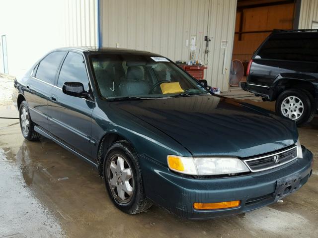 1HGCE6671TA024331 - 1996 HONDA ACCORD EX GREEN photo 1