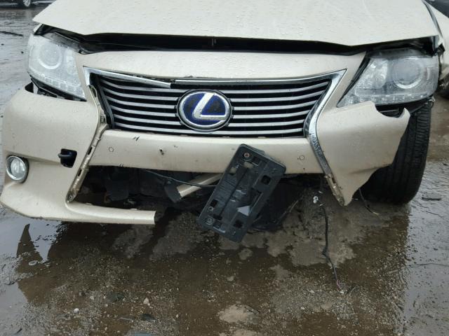 JTHBW1GG6D2035344 - 2013 LEXUS ES TAN photo 9