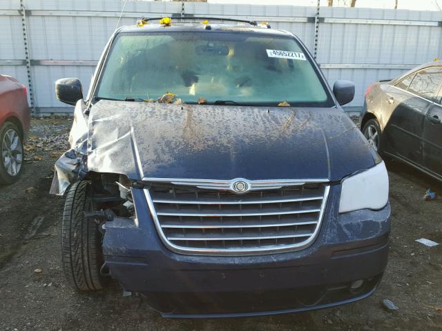2A8HR54P98R738581 - 2008 CHRYSLER TOWN & COU 蓝色 照片 9