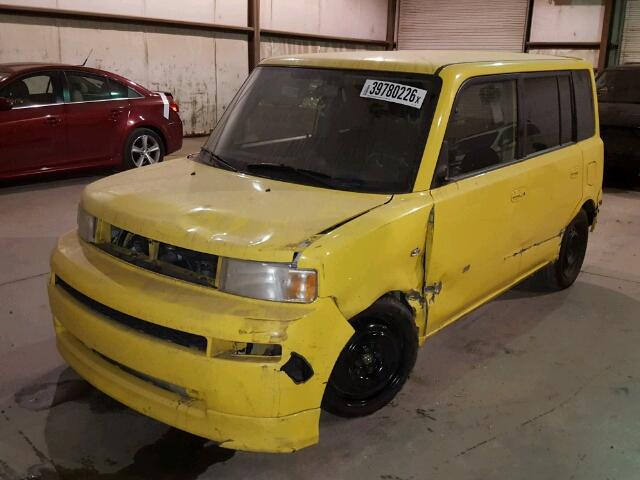 JTLKT334854017987 - 2005 TOYOTA SCION XB YELLOW photo 2