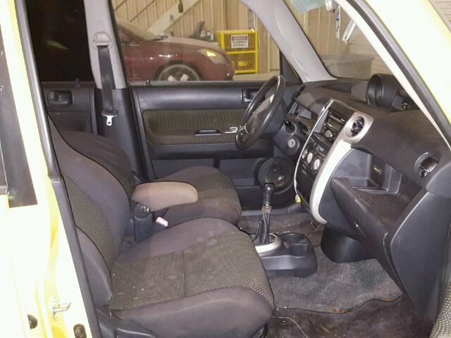 JTLKT334854017987 - 2005 TOYOTA SCION XB 黄色 照片 5