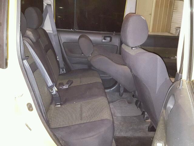 JTLKT334854017987 - 2005 TOYOTA SCION XB 黄色 照片 6