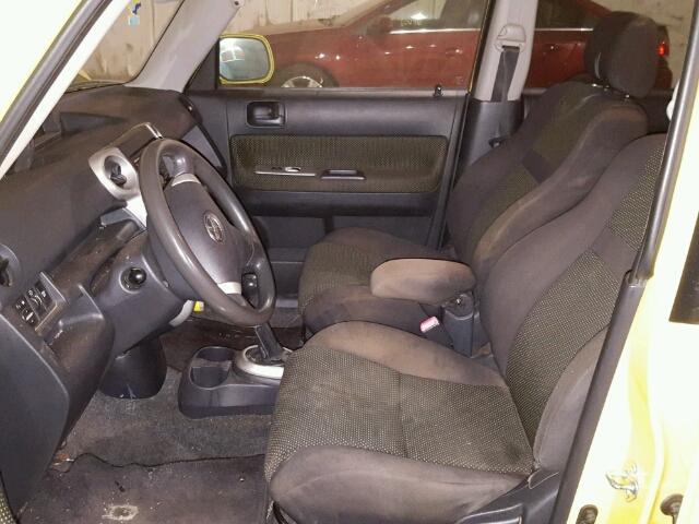 JTLKT334854017987 - 2005 TOYOTA SCION XB 黄色 照片 9