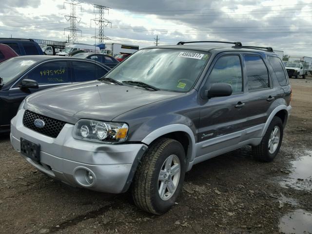 1FMYU95H75KC95180 - 2005 FORD ESCAPE HEV GRAY photo 2