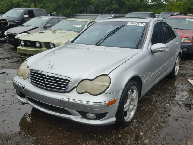 WDBRF65JX2F227625 - 2002 MERCEDES-BENZ C 32 AMG K SILVER photo 2