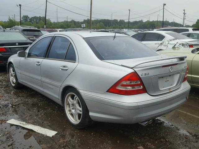 WDBRF65JX2F227625 - 2002 MERCEDES-BENZ C 32 AMG K SILVER photo 3