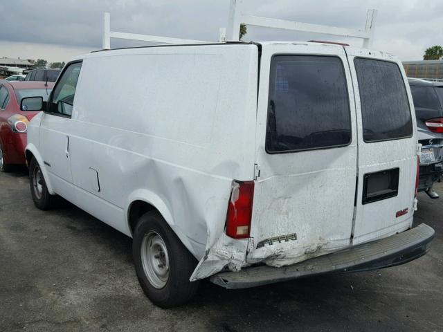 1GTDM19W2YB537102 - 2000 GMC SAFARI WHITE photo 3