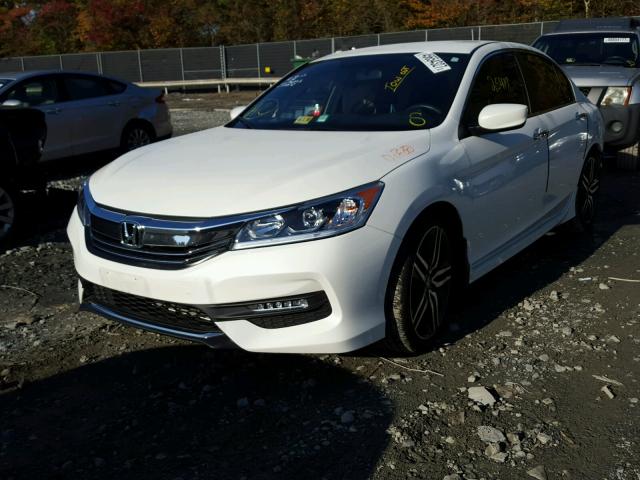 1HGCR2F5XGA136093 - 2016 HONDA ACCORD SPO WHITE photo 2