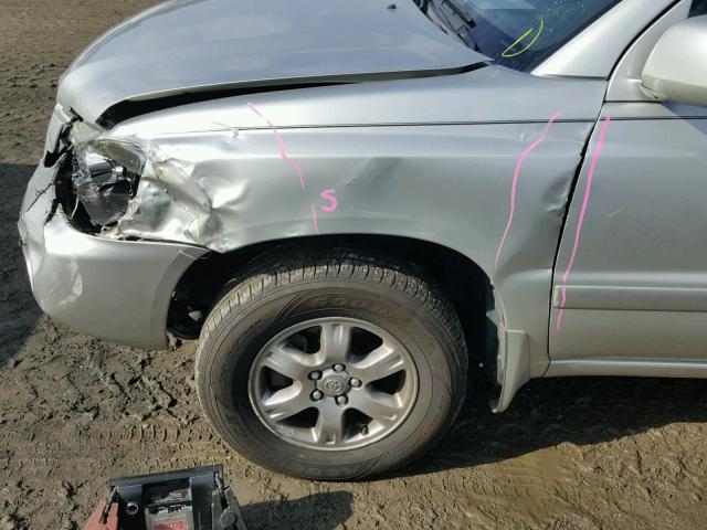 JTEEP21A840021538 - 2004 TOYOTA HIGHLANDER SILVER photo 9