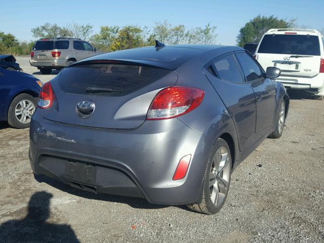 KMHTC6AD6CU032680 - 2012 HYUNDAI VELOSTER B GRAY photo 4