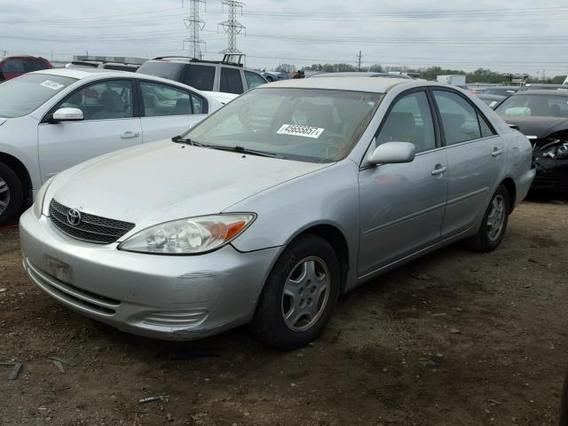 4T1BF30K63U040666 - 2003 TOYOTA CAMRY LE SILVER photo 2