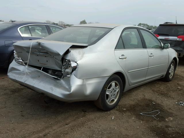 4T1BF30K63U040666 - 2003 TOYOTA CAMRY LE SILVER photo 4