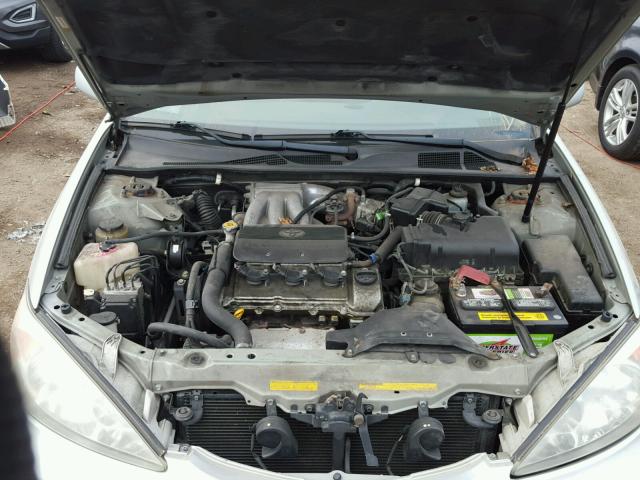 4T1BF30K63U040666 - 2003 TOYOTA CAMRY LE 银色 照片 7