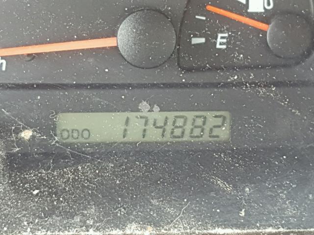 4T1BF30K63U040666 - 2003 TOYOTA CAMRY LE 银色 照片 8