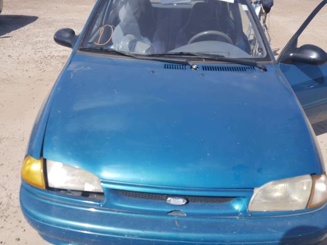 KNJLT06H6R6102251 - 1994 FORD ASPIRE GREEN photo 7