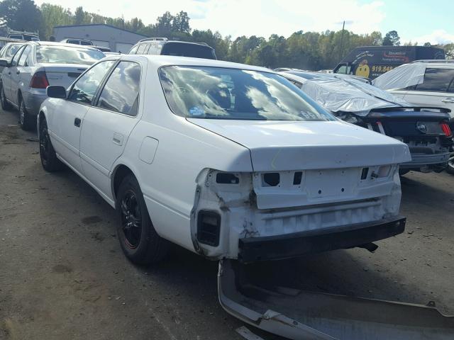 4T1BG22K8YU755556 - 2000 TOYOTA CAMRY WHITE photo 3