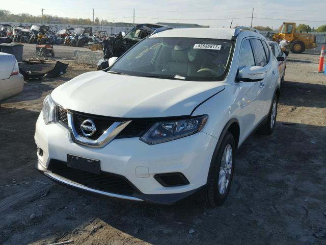 KNMAT2MT7FP570153 - 2015 NISSAN ROGUE S WHITE photo 2