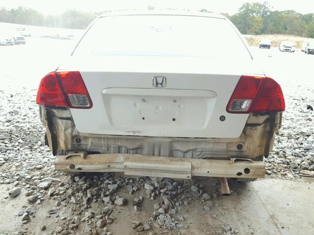 2HGES16514H620710 - 2004 HONDA CIVIC WHITE photo 9