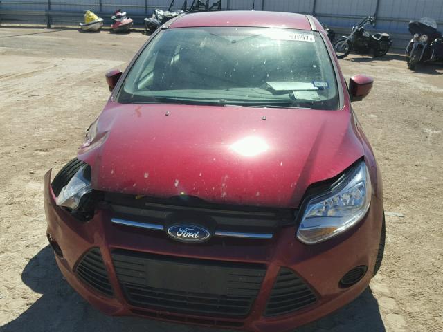 1FADP3K22EL460334 - 2014 FORD FOCUS SE RED photo 9