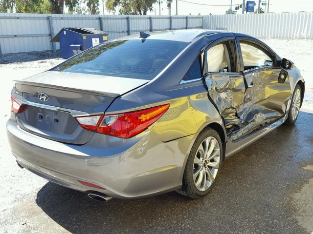 5NPEC4AC2CH427894 - 2012 HYUNDAI SONATA GRAY photo 4